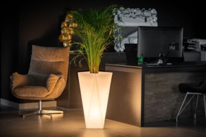 Stylowa donica designerska do hotelu Vaso 72.jpg