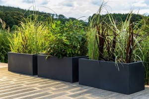 Podłużna prostokątna donica na taras Long