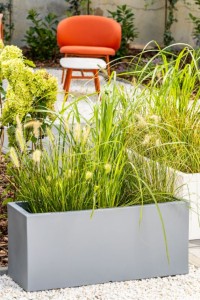 Prostokatna-donica-ogrodowa-Long-Slim-szary-Monumo szara.jpg