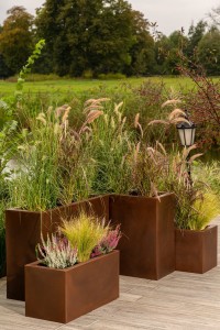 Donica Lungo Grande Corten 7.jpg