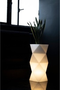 Wysoka designerska donica Asti 78 Podświetlana LED barwa ciepła