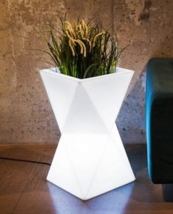 Podświetlana designerska donica Valencia barwa zimna 70cm 